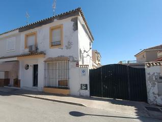 Casa aparellada a Caballero Bonald-S. José Obrero-Guadalcacín. Pareado a la venta en guadalcacin