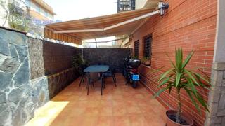 Maison jumelée à Puertas del sur - Guadabajaque. Estupenda adosada en puerta de sur , amplia y luminosa