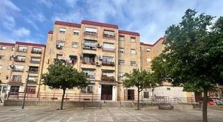 Planta baixa a Chapín - Campus Universitario - Navinco. Piso bajo en la barriada de la granja