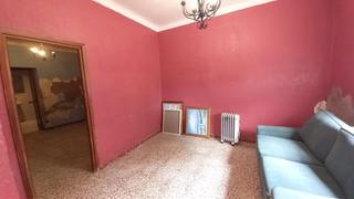 Casa a schiera in Picadueñas. Amplia casa de dos planta para reformar en picadueña