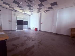 Local Comercial a Vallesequillo. Oportunidad local en venta con opción a vivienda