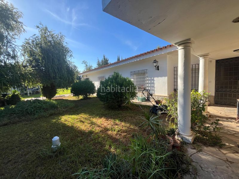 Foto 5cef6d62-c30c-45fe-a649-99796ab2400d. Chalet finca urbana de 2600 metros con gran chalet , dos viviendas, trastero y piscina en Jerez de la Frontera
