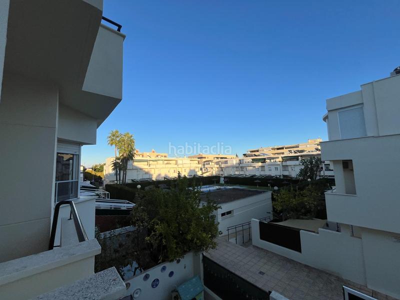 Foto 76c123fe-046b-4054-9e36-72698c7b5063. Casa adossada amb calefacció aparcament piscina a Jerez de la Frontera