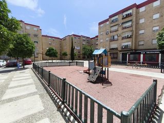 Appartement à Chapín - Campus Universitario - Navinco. Estupendo piso a la venta en la granja