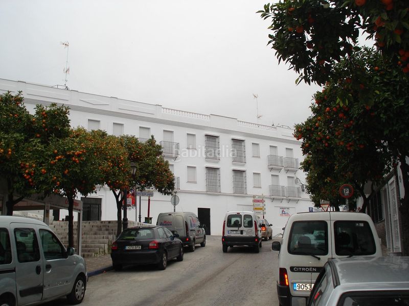 Foto 489ba14c-8b6a-4045-ae4f-67982dbe1157. Aparcament cotxe a Arcos de la Frontera