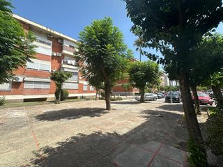 Flat in La Plata. Fantástico piso en barriada la unión