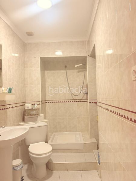 Foto ccad8980-7cf7-47e9-ab00-2774cbceea7c. Casa amb aparcament a Centro Jerez de la Frontera