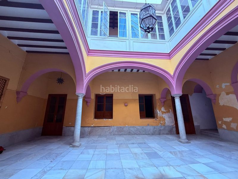 Foto e3cec928-fc73-4a8e-b196-648b7f5d51a2. Casa amb aparcament a Centro Jerez de la Frontera