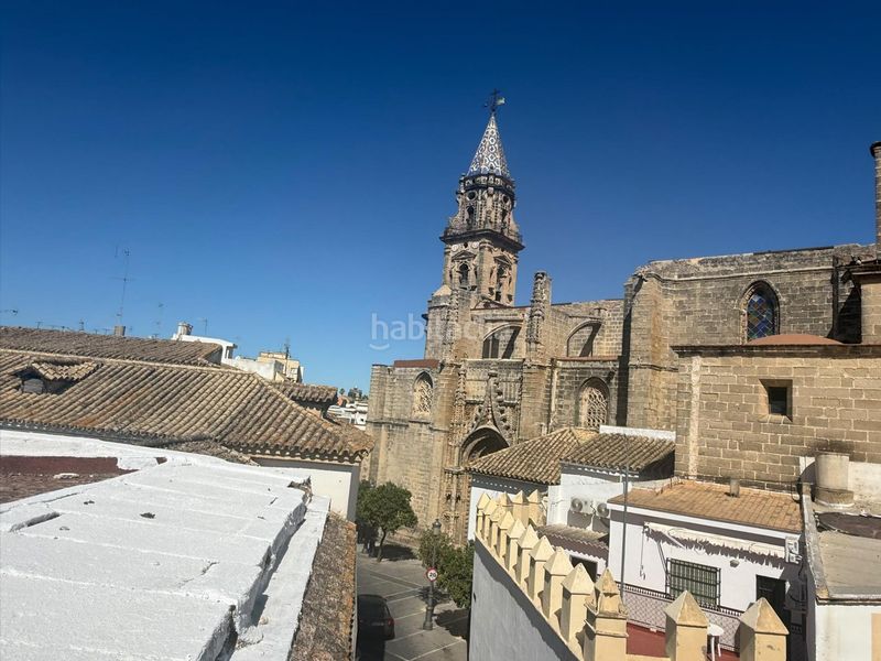 Foto efaba2e9-30bf-4ec2-83a3-be973530bef5. Casa amb aparcament a Centro Jerez de la Frontera