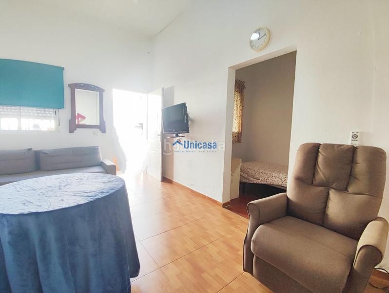 Foto 0d75b688-5e35-4ab6-8afe-48d23a883bed. Casa amb aparcament a Los Almendros - El Limonero - El Tomillar Málaga
