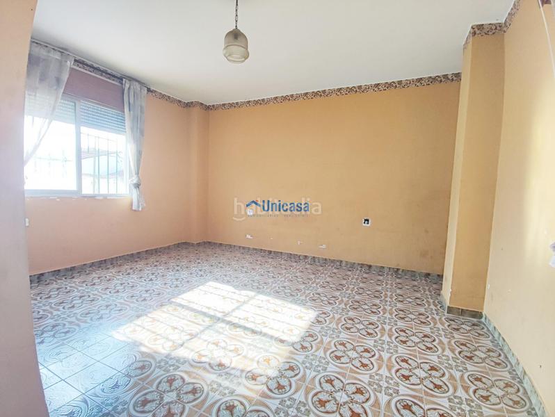 Foto 4ff60467-e647-487c-9b41-7a34179fc6d5. Casa amb aparcament a Los Almendros - El Limonero - El Tomillar Málaga