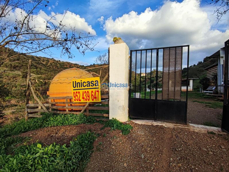 Foto 0d8c2335-6895-4968-b196-245574126fd6. Finca rústica a El Cortijuelo Málaga