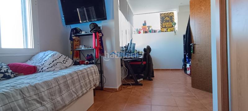 Foto 439d443f-0e0d-48c1-ac7b-d71e8451a2ea. Casa adossada amb aparcament piscina a Los Almendros - El Limonero - El Tomillar Málaga