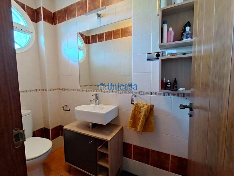 Foto e6ccd8f0-3d18-4e87-b78b-69c0547ed334. Casa adossada amb aparcament piscina a Los Almendros - El Limonero - El Tomillar Málaga