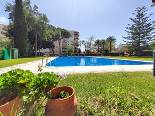 Pis a Churriana - El Pizarrillo - La Noria - Guadalsol. Piso luminoso con terraza, jardín, piscina y parking en churrian