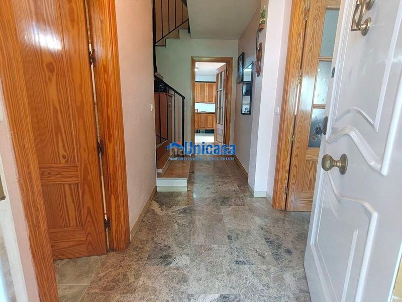 Foto b5db77fe-5f5a-424d-8560-772238e7d71f. Casa adossada amb aparcament a Santa Isabel Málaga