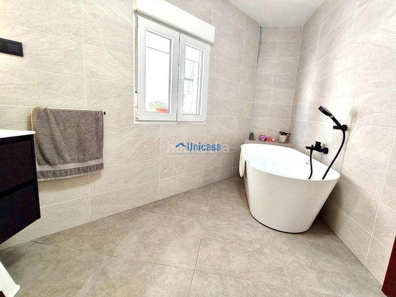 Foto 5c4577d5-b704-4e8e-897f-98c076dddf51. Casa adossada a Los Almendros - El Limonero - El Tomillar Málaga