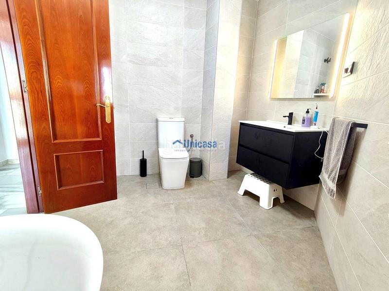 Foto 6e7f33b0-684f-4107-9bb2-fcfa64920e75. Casa adossada a Los Almendros - El Limonero - El Tomillar Málaga