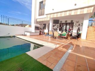 Chalet à Fuente Alegre - El Chaparral - Los Morales. Tu nuevo hogar con piscina privada te espera!