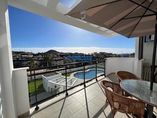 Pis en Santa Isabel. Piso seminuevo con terraza, piscina y garaje en el caaveral  pu