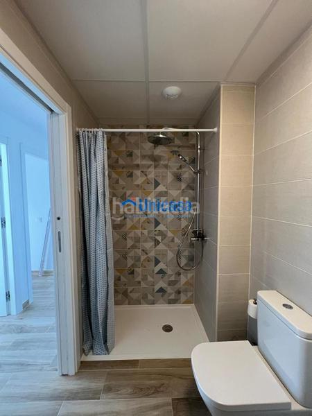 Foto 9b66f5c7-62f9-4bf6-90ef-86bceb01a053. Piso  seminuevo con terraza, piscina y garaje en el cañaveral puerto de la torre, en Málaga