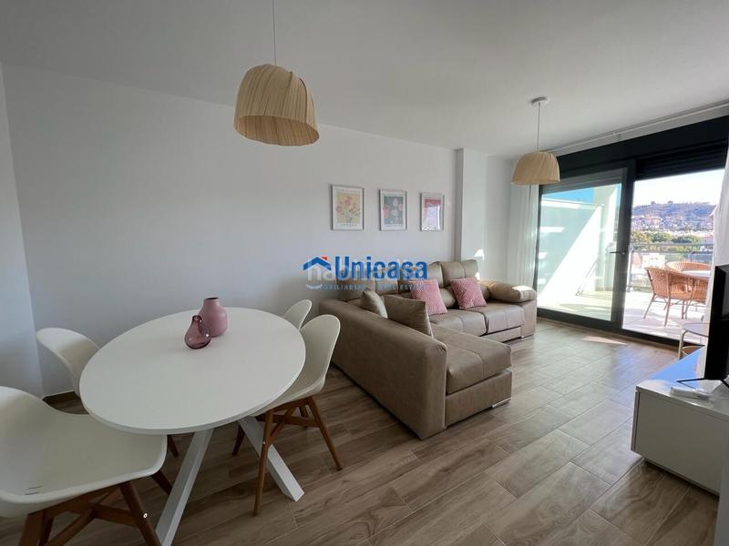 Foto bb1ff6fb-dc9a-4915-8dfa-4c894c3ece48. Piso  seminuevo con terraza, piscina y garaje en el cañaveral puerto de la torre, en Málaga