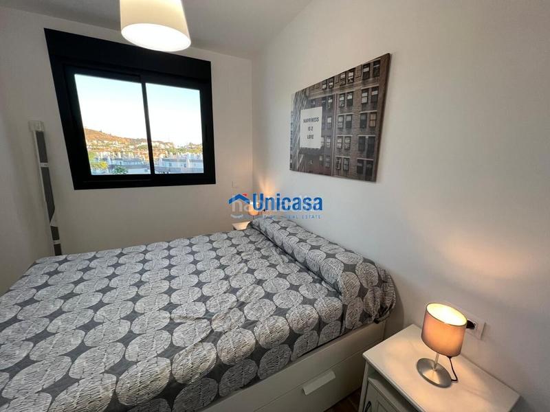 Foto d965411e-b71e-4419-9657-a3d5d52c912c. Piso  seminuevo con terraza, piscina y garaje en el cañaveral puerto de la torre, en Málaga