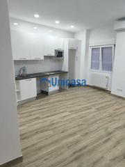 Studio  Avenida avenida de jenofonte, 2. Fantástico estudio a estrenar en el consul!