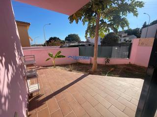 Affitto Appartamento in Los Almendros - El Limonero - El Tomillar. Tu primer hogar juntos  piso con patio y mucha luz natural
