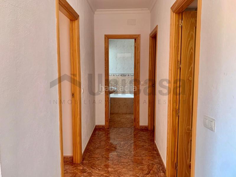 Foto d30dd3bb-1c3d-4a7c-8a1e-1bfbbf87c61a. Chalet avec parking dans Almogía