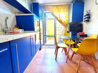 Reihenhaus in Fuente Alegre - El Chaparral - Los Morales. Adosado con patio, solárium y piscina en urbanización privada  l