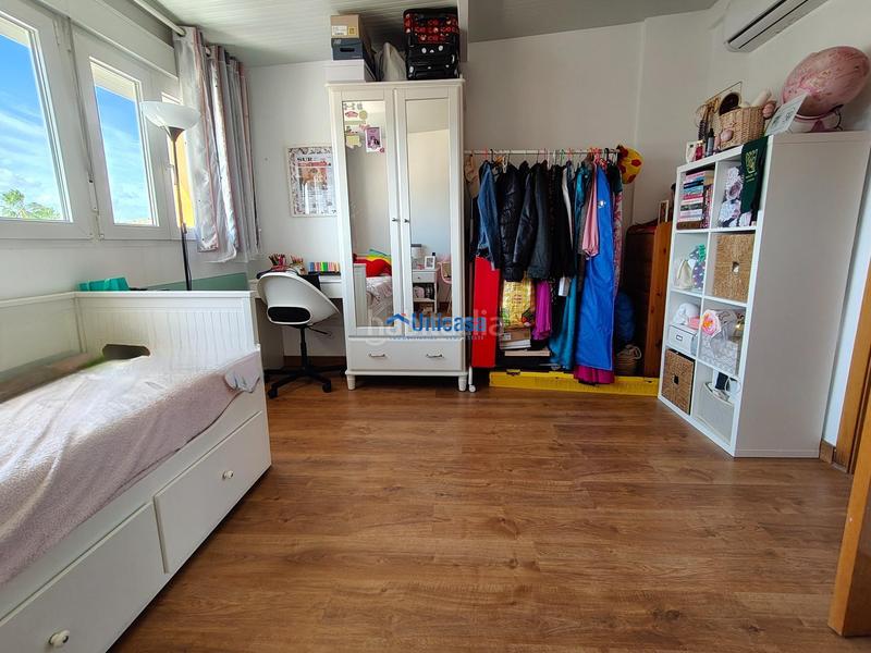 Foto 893a00ca-79c5-472c-92eb-bd031b2731ec. Casa adossada amb calefacció aparcament piscina a Málaga