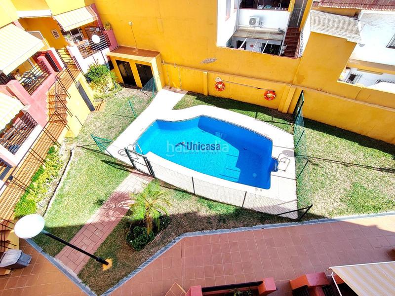 Foto b755c6ef-096b-4746-8319-31ae51453ce6. Casa adossada amb calefacció aparcament piscina a Málaga