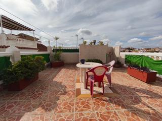 Casa en Fuente Alegre - El Chaparral - Los Morales. Casa mata a escasos metros de avenida principal de puerto de la