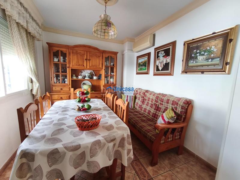 Foto 0da85045-2a78-4269-88fa-cce60d61c598. Maison jumelée avec parking dans Los Almendros - El Limonero - El Tomillar Málaga