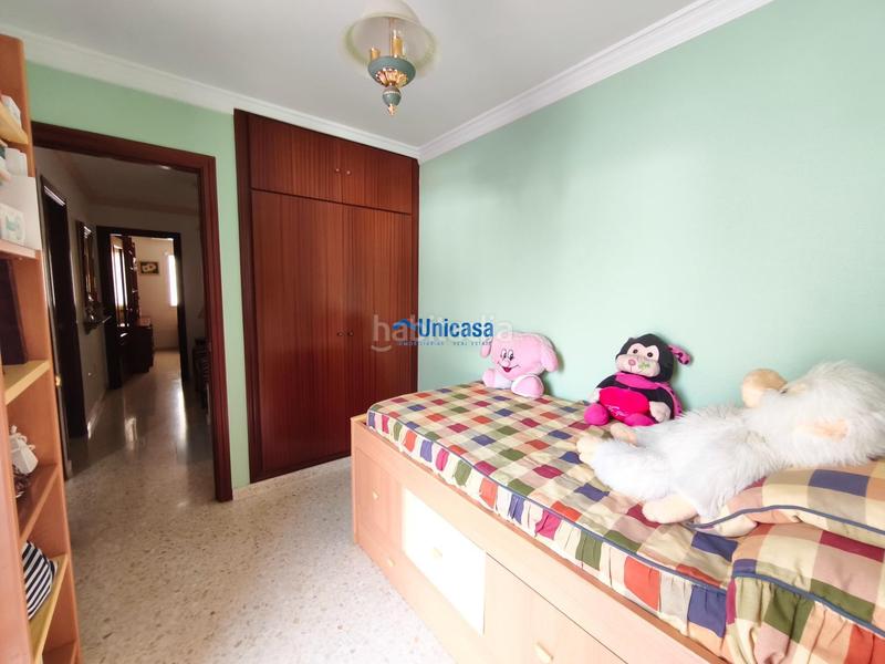 Foto 17bb449e-f9ca-4bab-b7af-0e87ad97c75e. Maison jumelée avec parking dans Los Almendros - El Limonero - El Tomillar Málaga