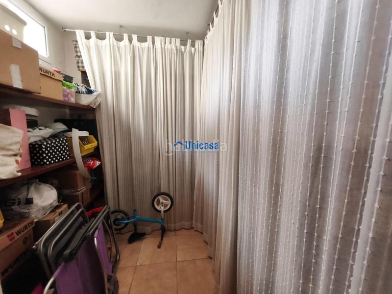 Foto 1cae7284-0dd6-4f05-8113-d045353c2f4c. Maison jumelée avec parking dans Los Almendros - El Limonero - El Tomillar Málaga