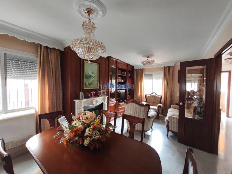 Foto 27f0cd7d-39f8-4ad6-8c0d-16ba25b87879. Maison jumelée avec parking dans Los Almendros - El Limonero - El Tomillar Málaga