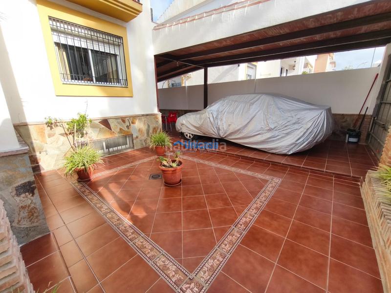 Foto 2bb5cb8e-6f84-4daf-9c5a-a4ca84acfeda. Maison jumelée avec parking dans Los Almendros - El Limonero - El Tomillar Málaga