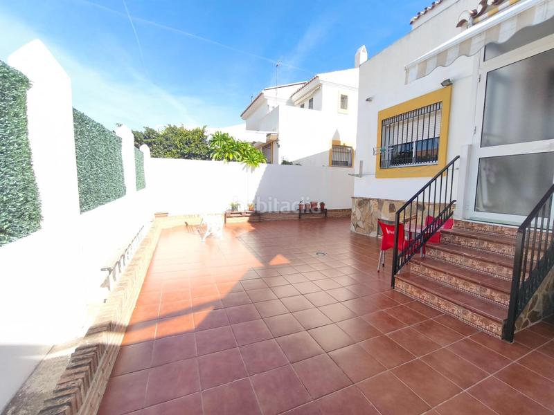 Foto 436e0550-ee1a-45a5-a23d-11a27b9f4f3e. Maison jumelée avec parking dans Los Almendros - El Limonero - El Tomillar Málaga