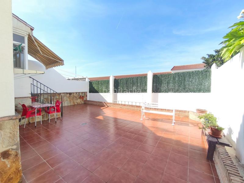 Foto 5d8a093d-0aba-4591-9311-c5312bcff54d. Maison jumelée avec parking dans Los Almendros - El Limonero - El Tomillar Málaga