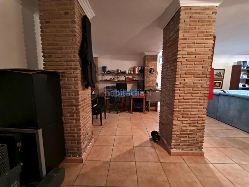 Foto 852f0842-1871-4236-a3bd-3e8bc28a42b0. Maison jumelée avec parking dans Los Almendros - El Limonero - El Tomillar Málaga
