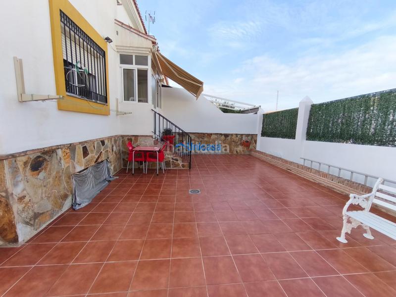 Foto a19b024a-3b0e-4454-8f85-f6eab227f068. Maison jumelée avec parking dans Los Almendros - El Limonero - El Tomillar Málaga