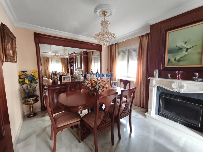 Foto dac30c29-d954-4180-8a56-f2a6bcd334a3. Maison jumelée avec parking dans Los Almendros - El Limonero - El Tomillar Málaga