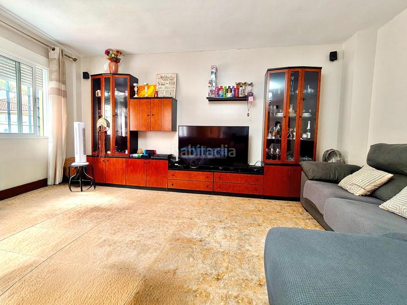 Foto f6f73cdc-8bc0-46f0-b38a-7e9eb8745624. Duplex avec chauffage dans El Cortijuelo Málaga