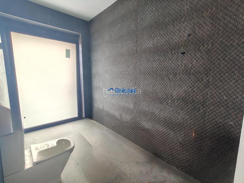 Foto 74fedfab-54e5-4291-a892-fdc0c67557b5. Casa aparellada amb calefacció aparcament piscina a Málaga