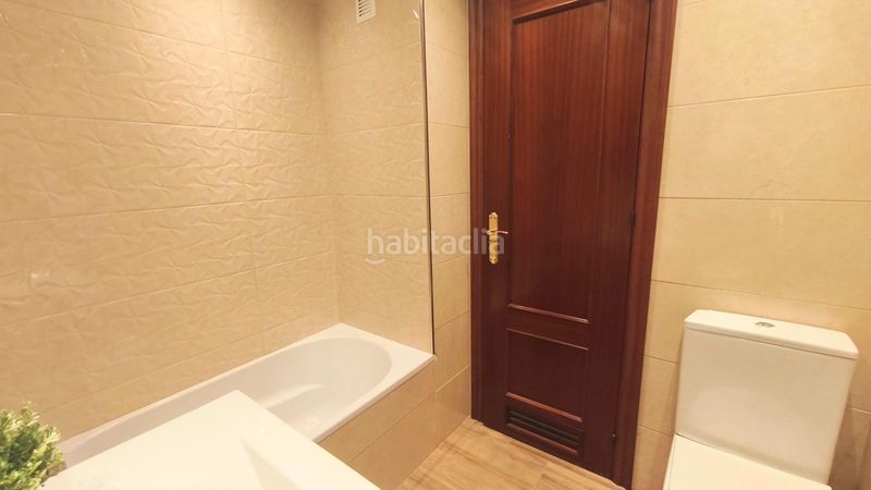 Foto c68b4fd2-dff9-4600-a03c-d8dd25534a39. Pis amb aparcament piscina a El Consul - Ciudad Universitaria - El Romeral Málaga