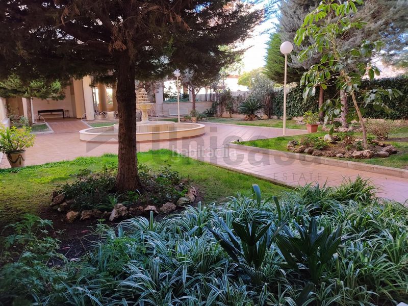 Foto 2766e8ee-bb46-44d7-89e0-e8c46e2c4bd6. Pis amb aparcament piscina a El Tejar - Hacienda Bizcochero Málaga