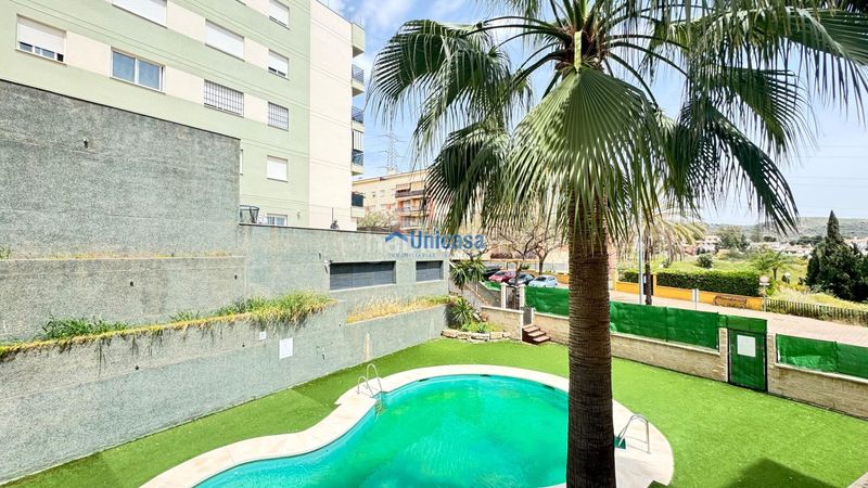 Foto 141b296f-a968-45ae-87b8-1014fd5a8adf. Pis amb aparcament piscina a Los Almendros - El Limonero - El Tomillar Málaga