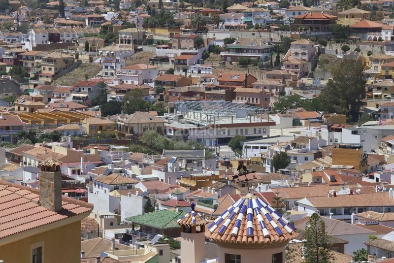 Foto a3651fa3-9ca6-4d52-9b9f-e108a95c2ce6. Casa adossada amb aparcament a Los Almendros - El Limonero - El Tomillar Málaga